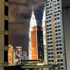 https://studio-with-twin-tower-view.kualalumpurs-hotels.com