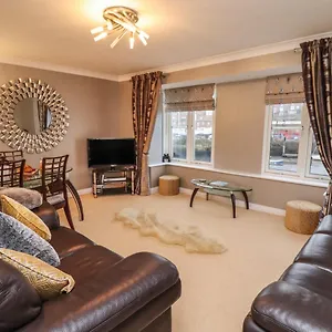 https://5-hunton-court.yorkshirehotels.net